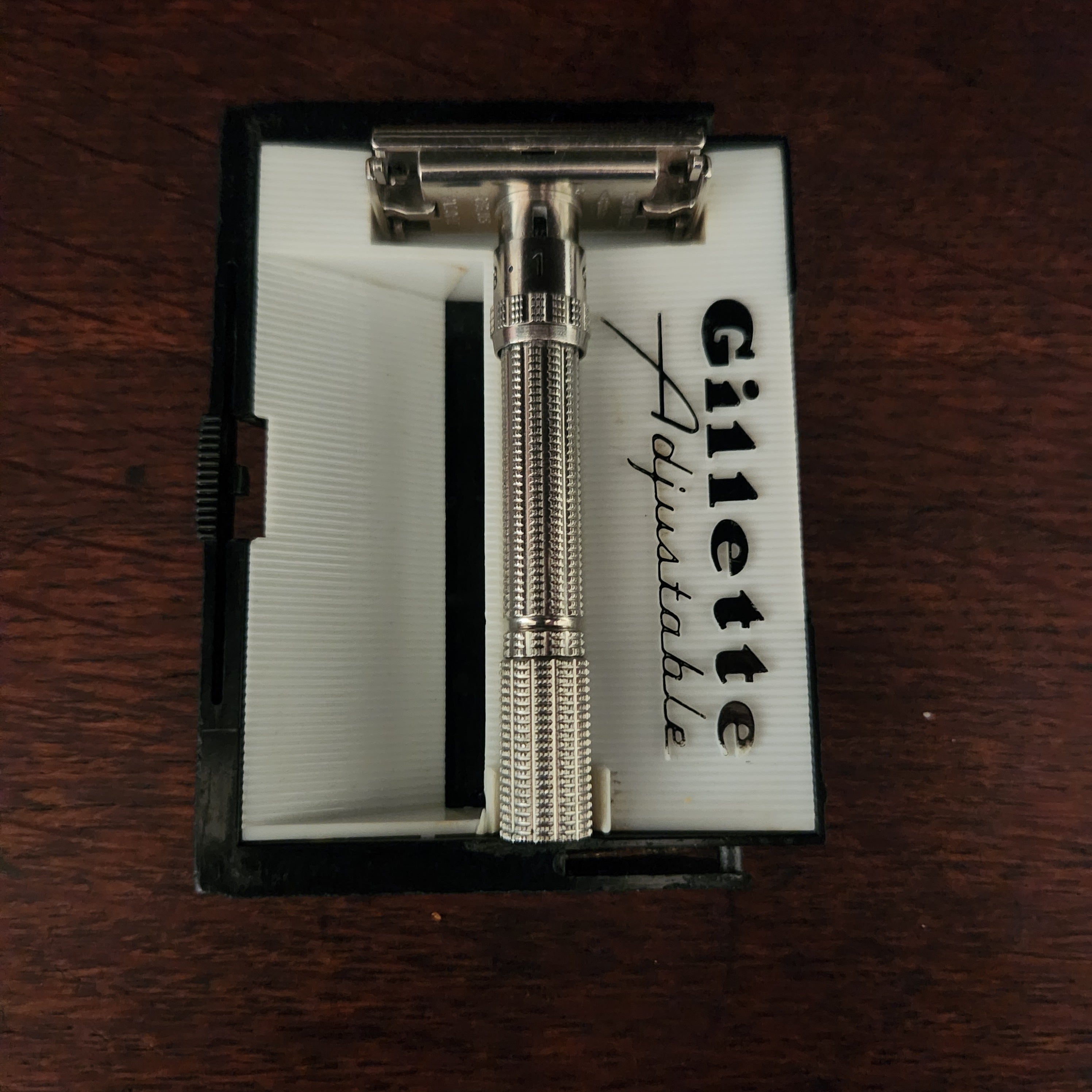Gillette Slim Adjustable