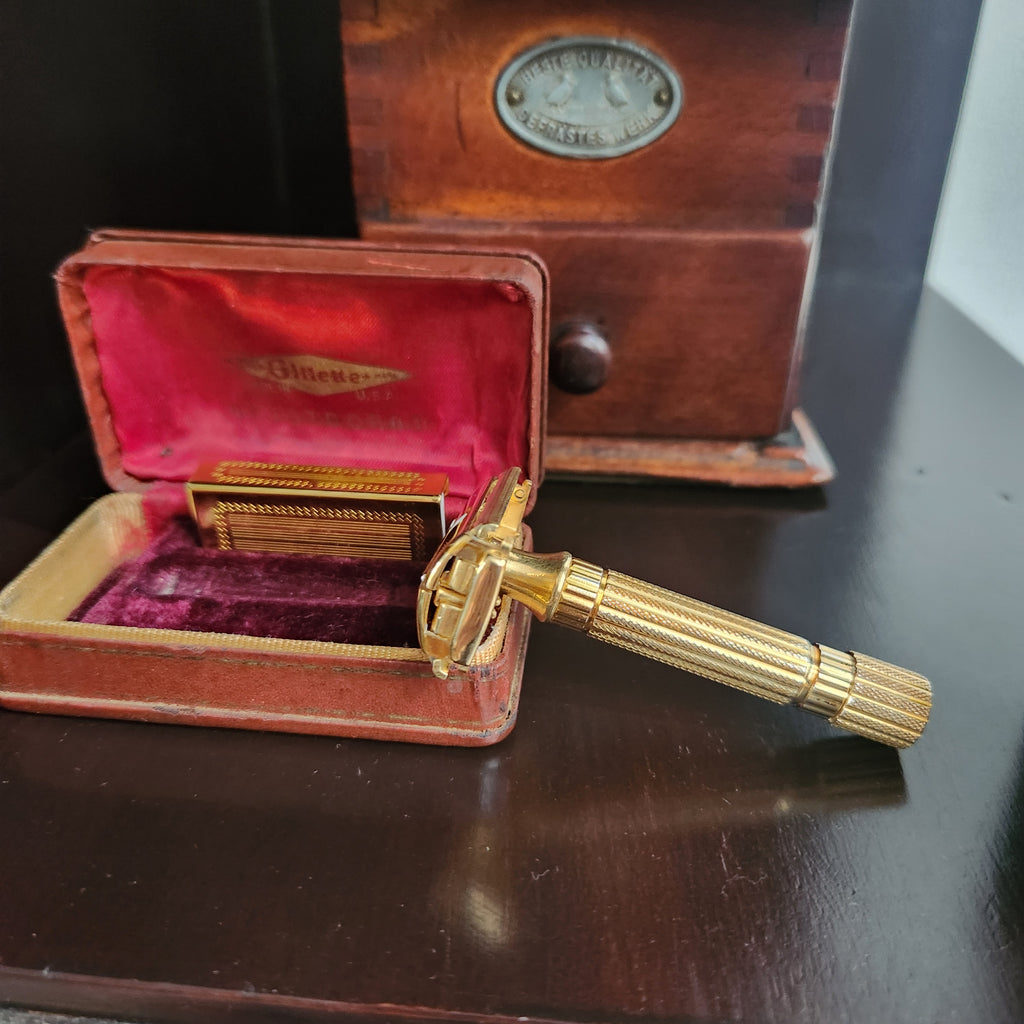 Gillette Aristochrat 24K Gold Plated-Collector Series
